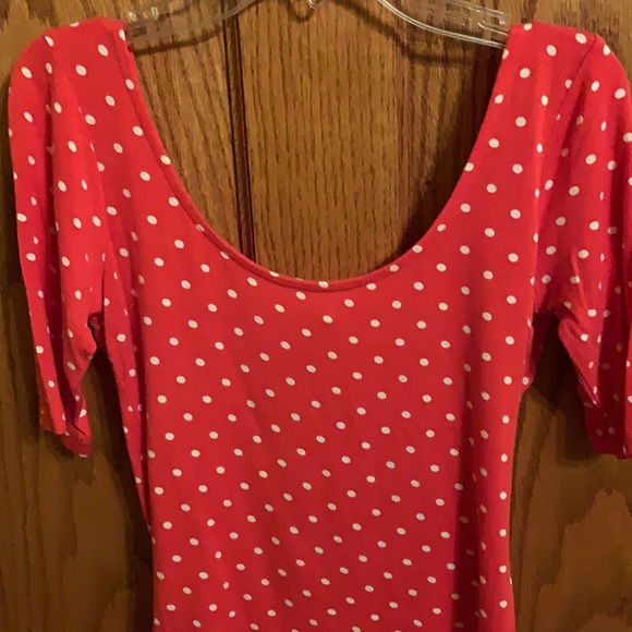 kirra soft polka-dot top. - Picture 3 of 5